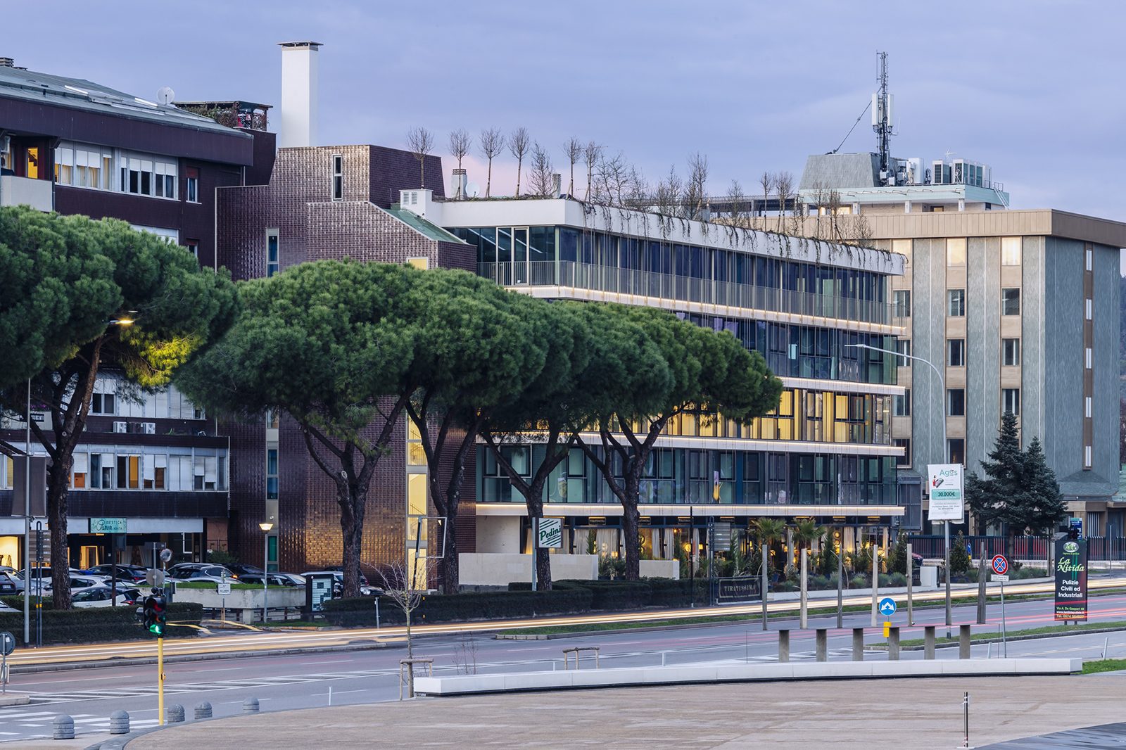 Riqualificazione Edificio Uffici e Residenze - Prato