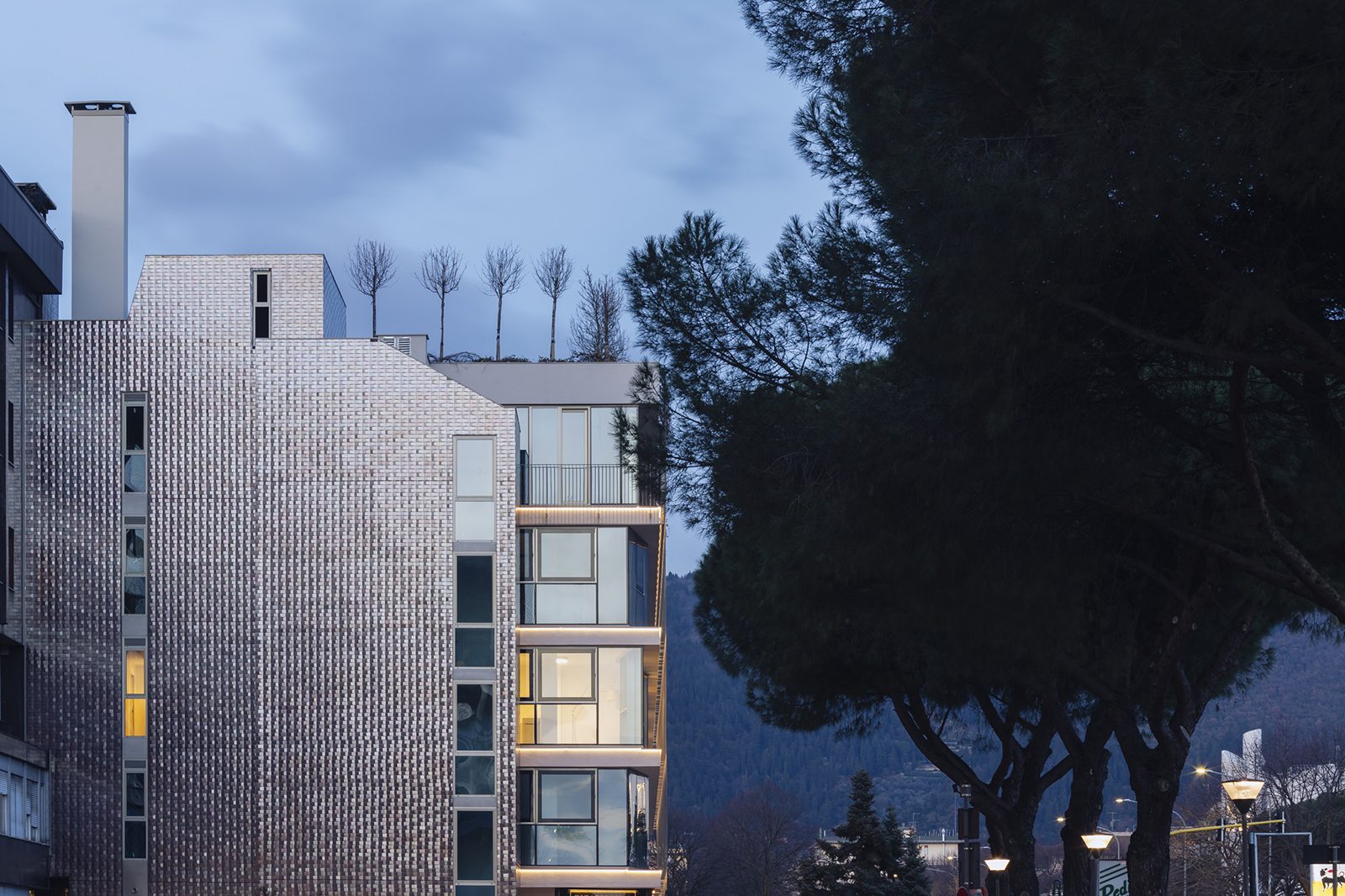 Riqualificazione Edificio Uffici e Residenze - Prato
